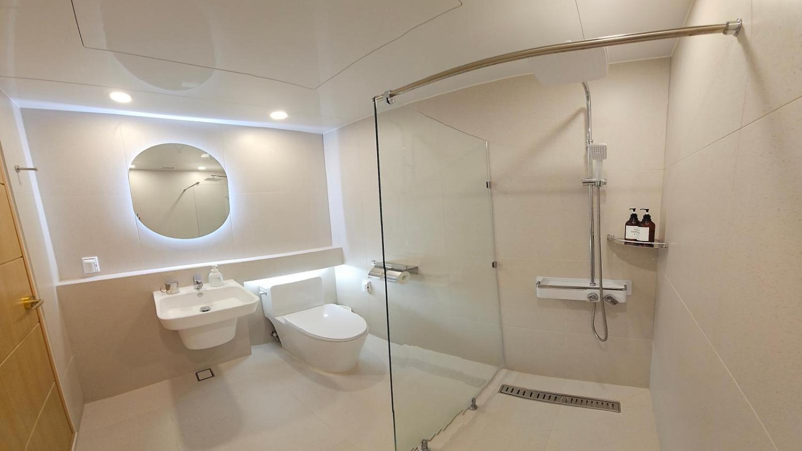 Tongyeong Bay Condo Hotel Dış mekan fotoğraf