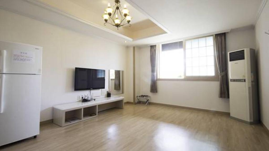 Tongyeong Bay Condo Hotel Dış mekan fotoğraf