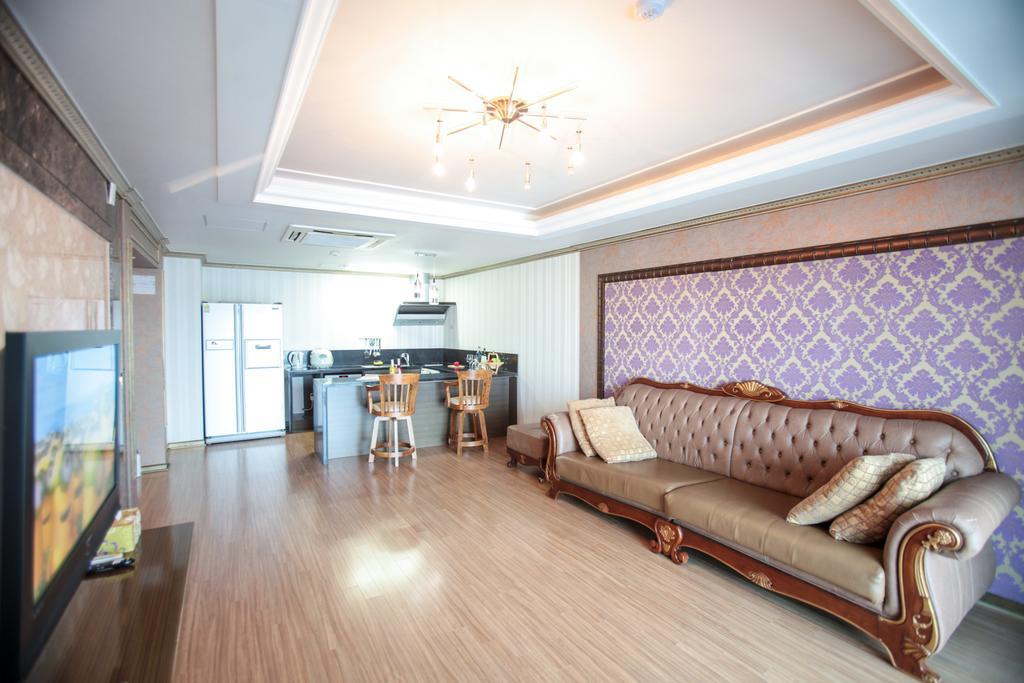 Tongyeong Bay Condo Hotel Dış mekan fotoğraf