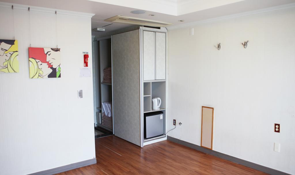 Tongyeong Bay Condo Hotel Dış mekan fotoğraf